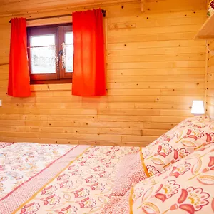https://domaine-de-la-trille.midi-pyreneeshotels.com